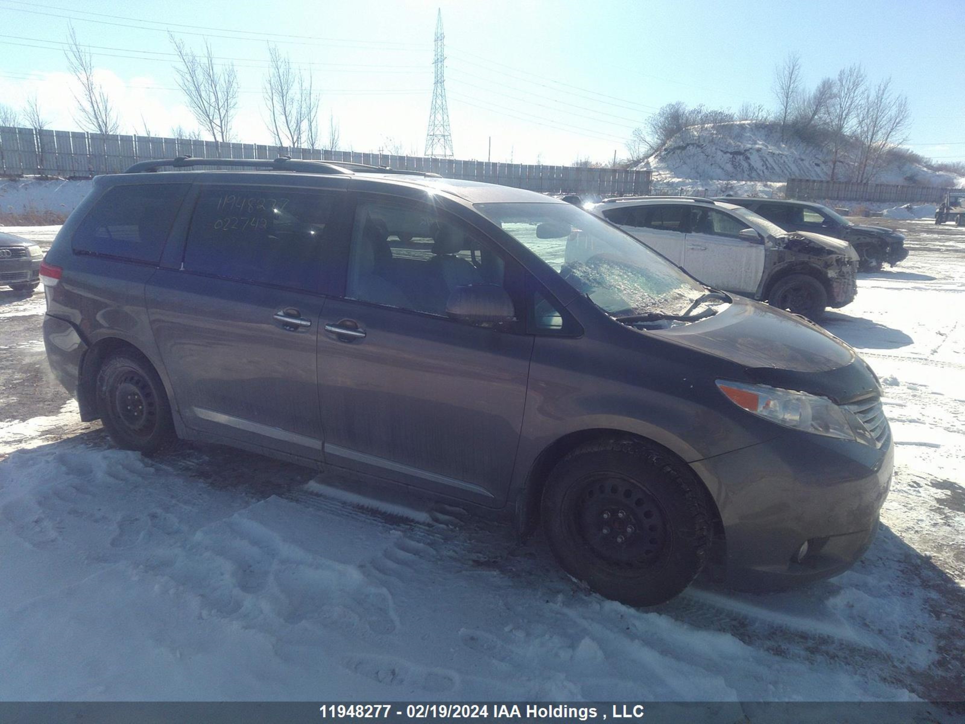 TOYOTA SIENNA 2011 5tddk3dc7bs022742