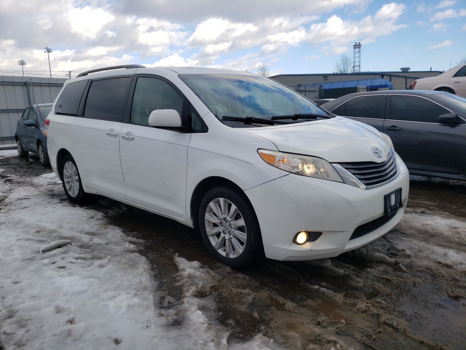 TOYOTA SIENNA XLE 2012 5tddk3dc7cs033242