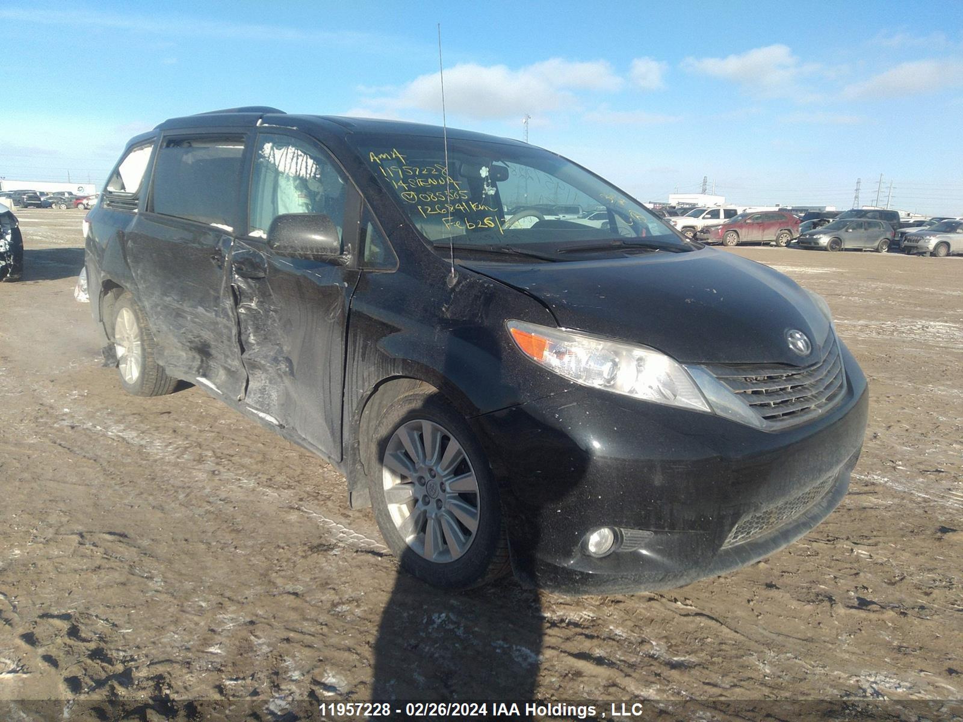 TOYOTA SIENNA 2014 5tddk3dc7es085585