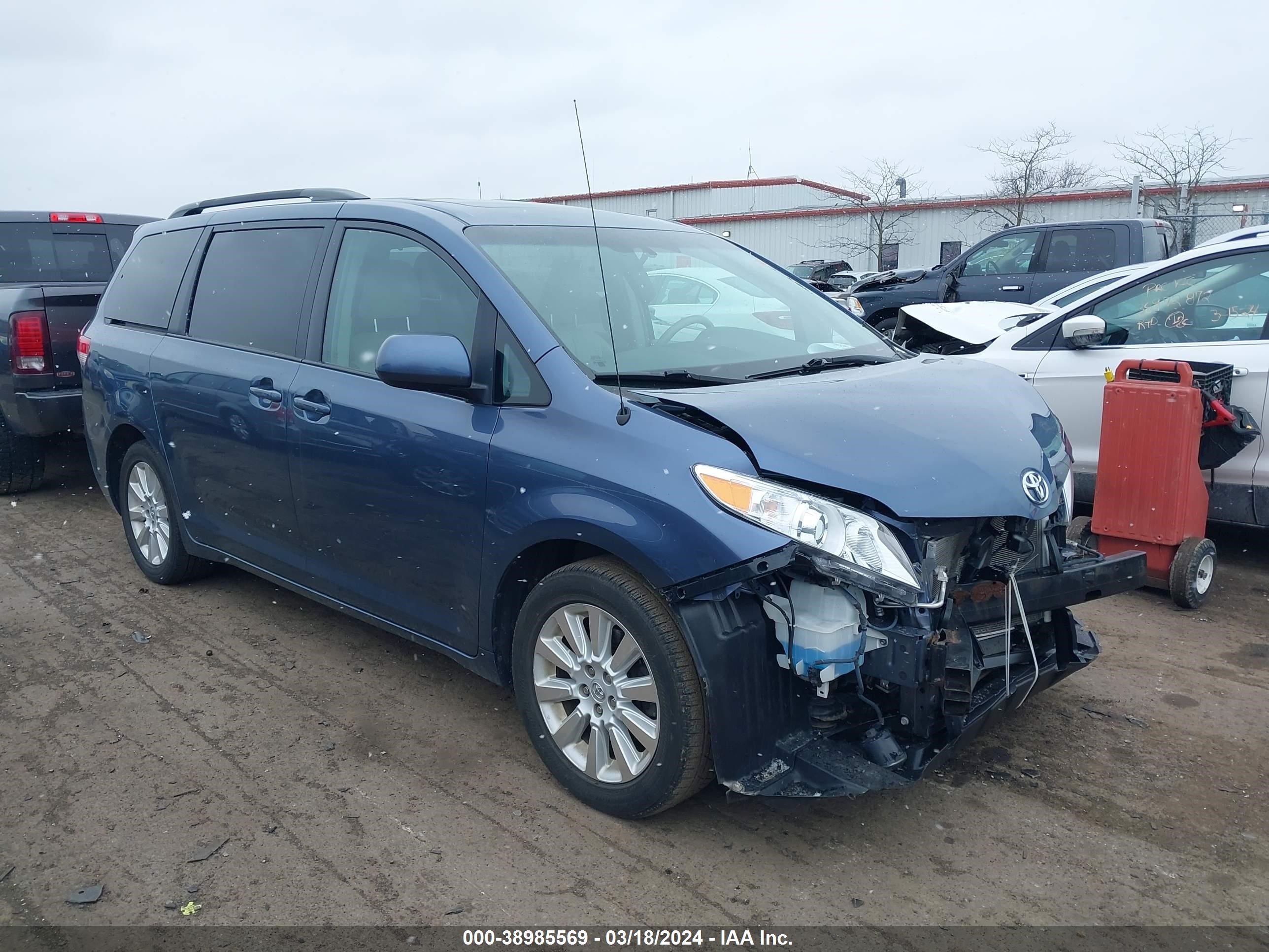 TOYOTA SIENNA 2014 5tddk3dc7es092620