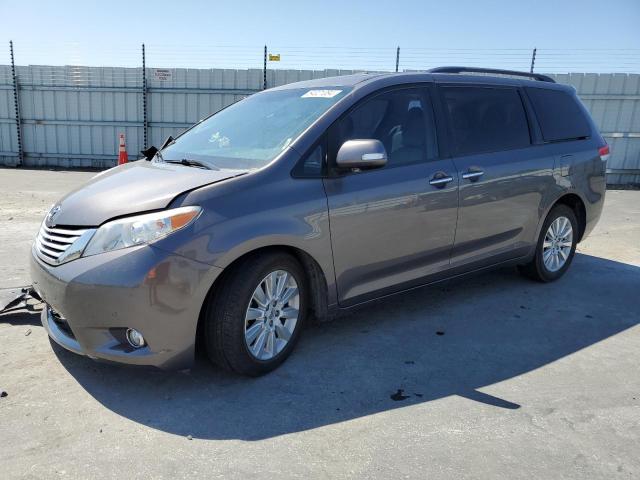 TOYOTA SIENNA XLE 2013 5tddk3dc8ds059625