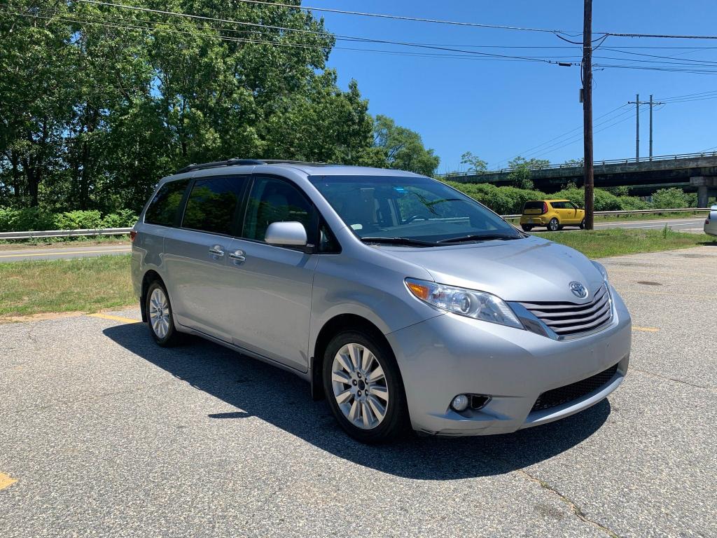 TOYOTA SIENNA XLE 2015 5tddk3dc8fs099707