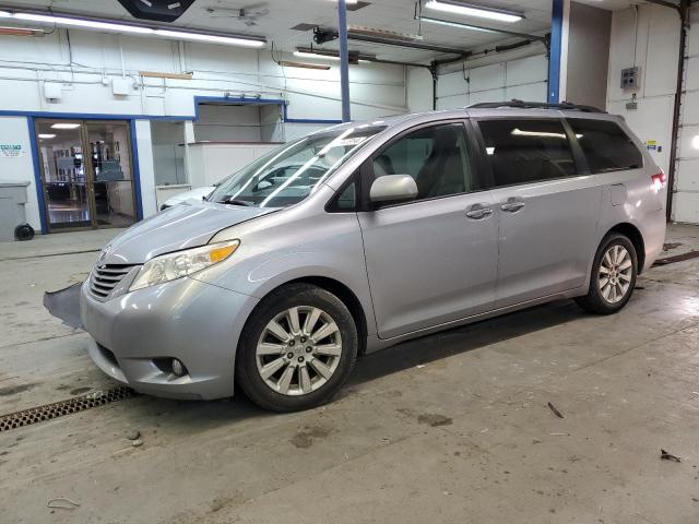 TOYOTA SIENNA XLE 2013 5tddk3dcxds051526