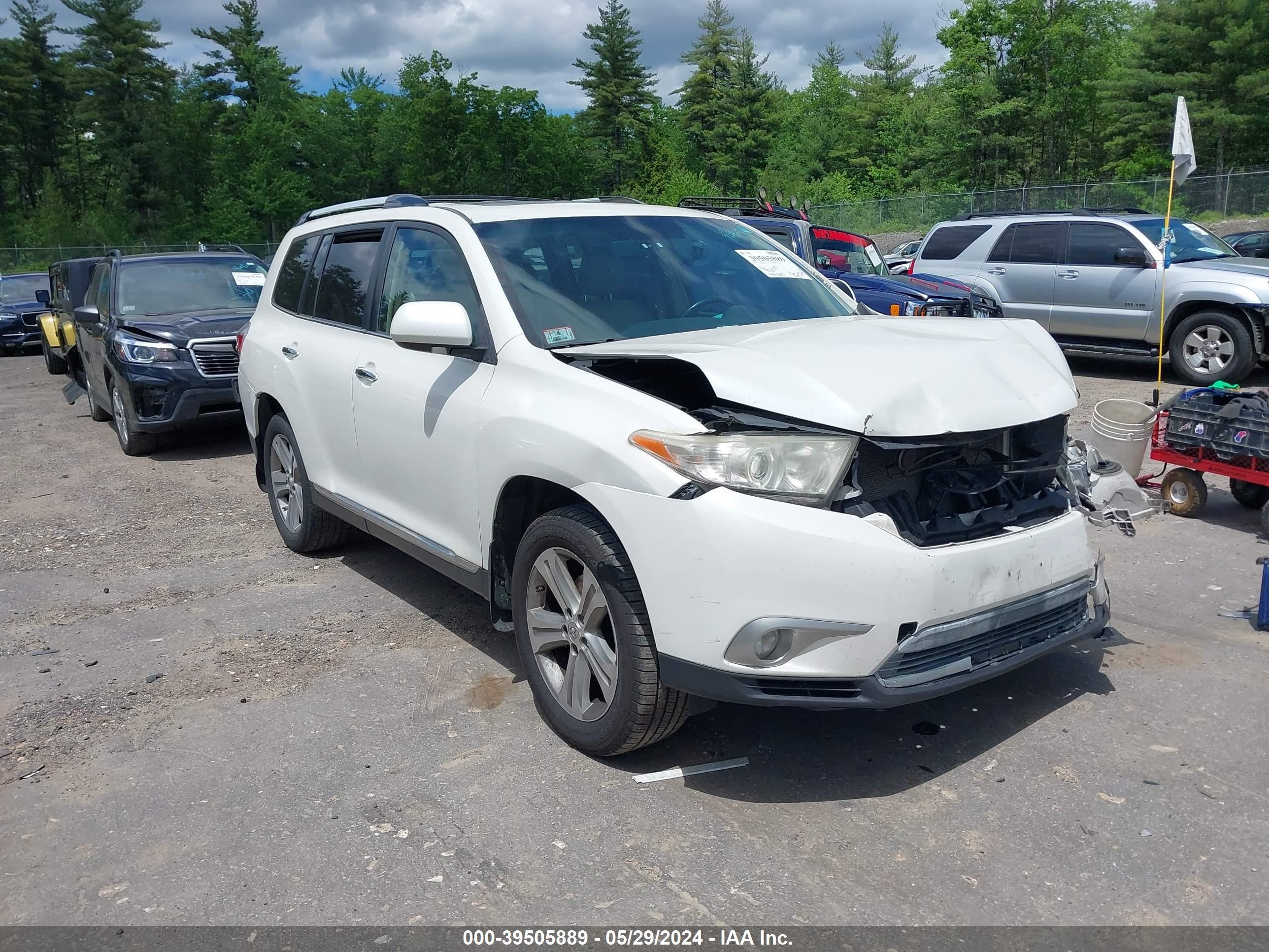 TOYOTA HIGHLANDER 2013 5tddk3eh0ds245248