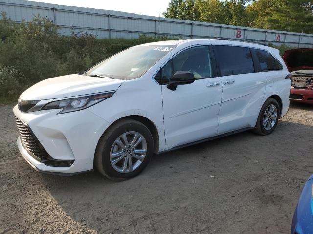 TOYOTA SIENNA XSE 2022 5tddskfc9ns062025