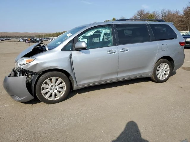 TOYOTA SIENNA XLE 2017 5tddz3dc2hs182239