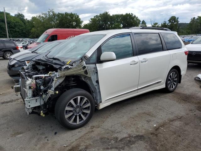 TOYOTA SIENNA XLE 2018 5tddz3dc2js200468