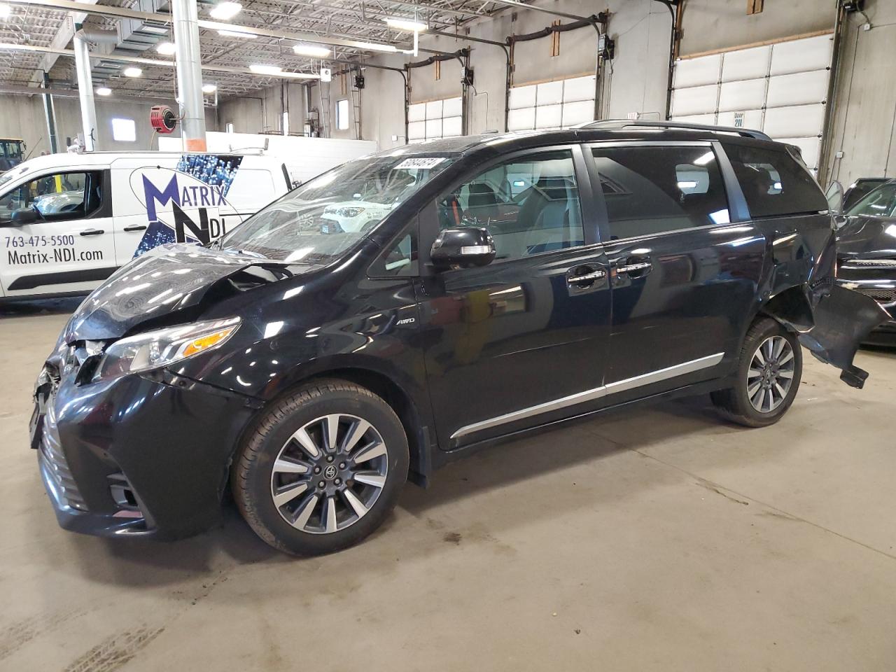 TOYOTA SIENNA 2018 5tddz3dc5js209178