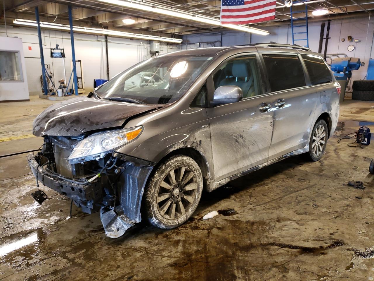 TOYOTA SIENNA 2019 5tddz3dc9ks227166