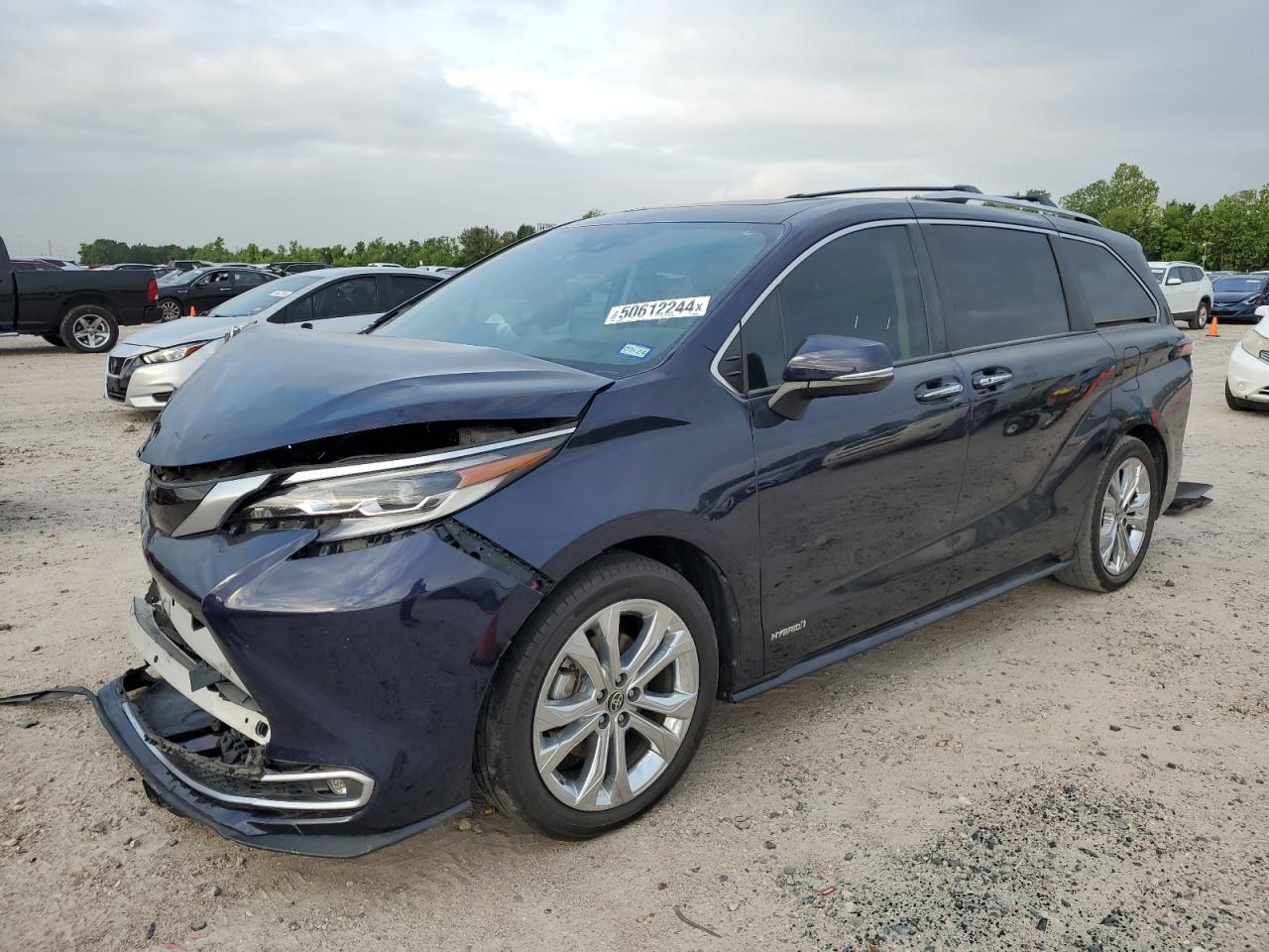 TOYOTA SIENNA 2021 5tderkec7ms032232