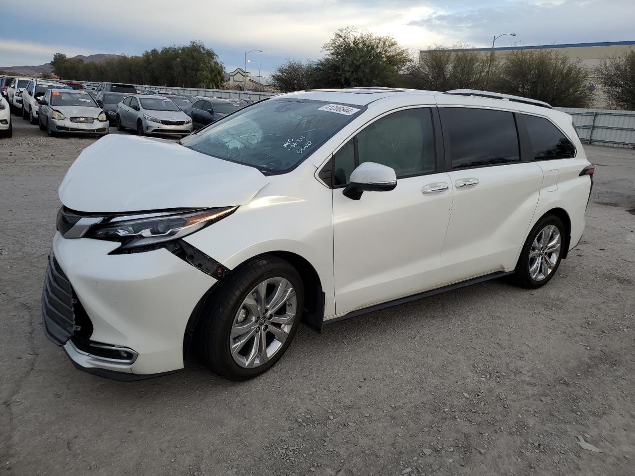 TOYOTA SIENNA 2023 5tderkec9ps155597