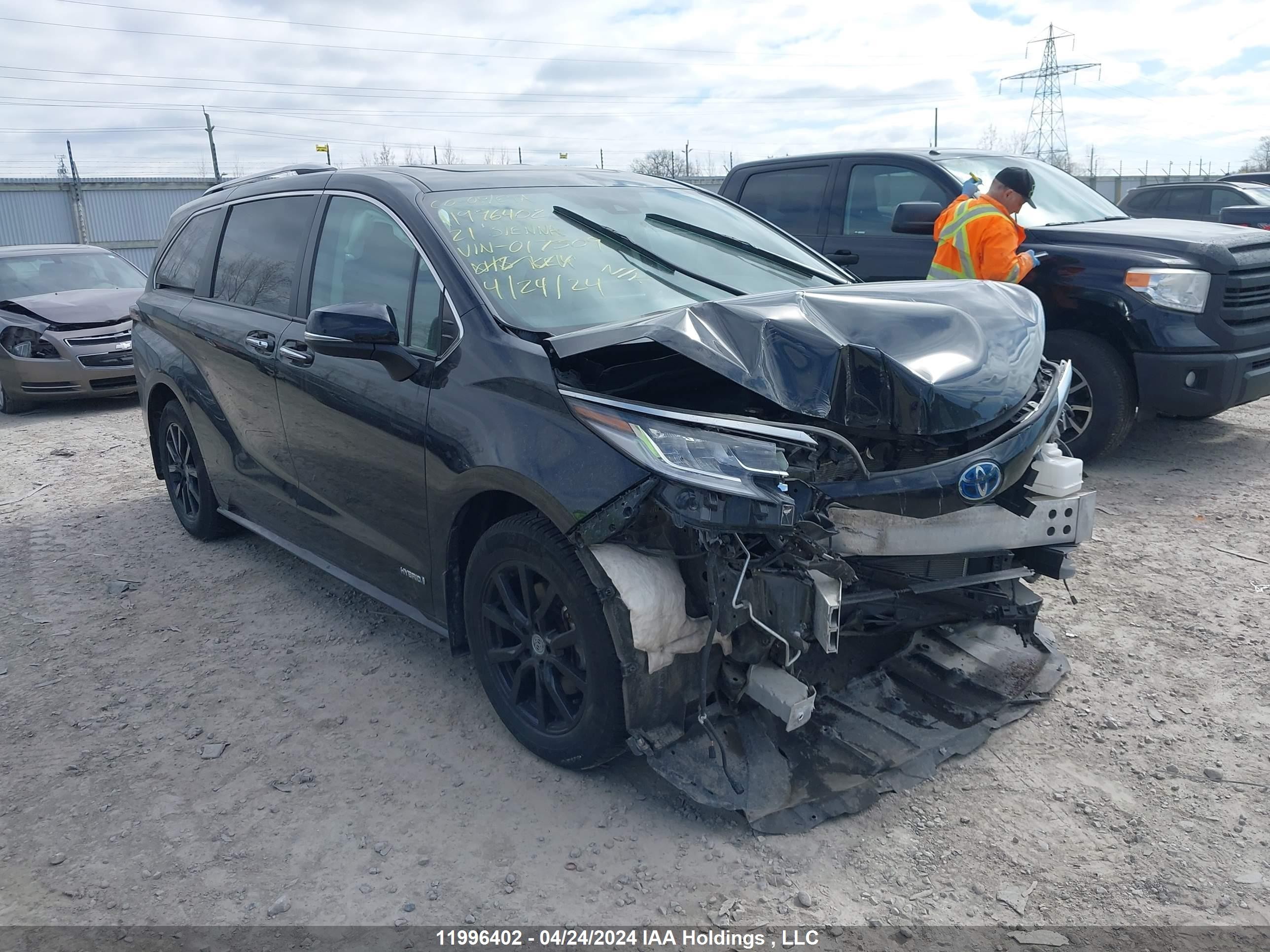 TOYOTA SIENNA 2021 5tdgskfcxms017509