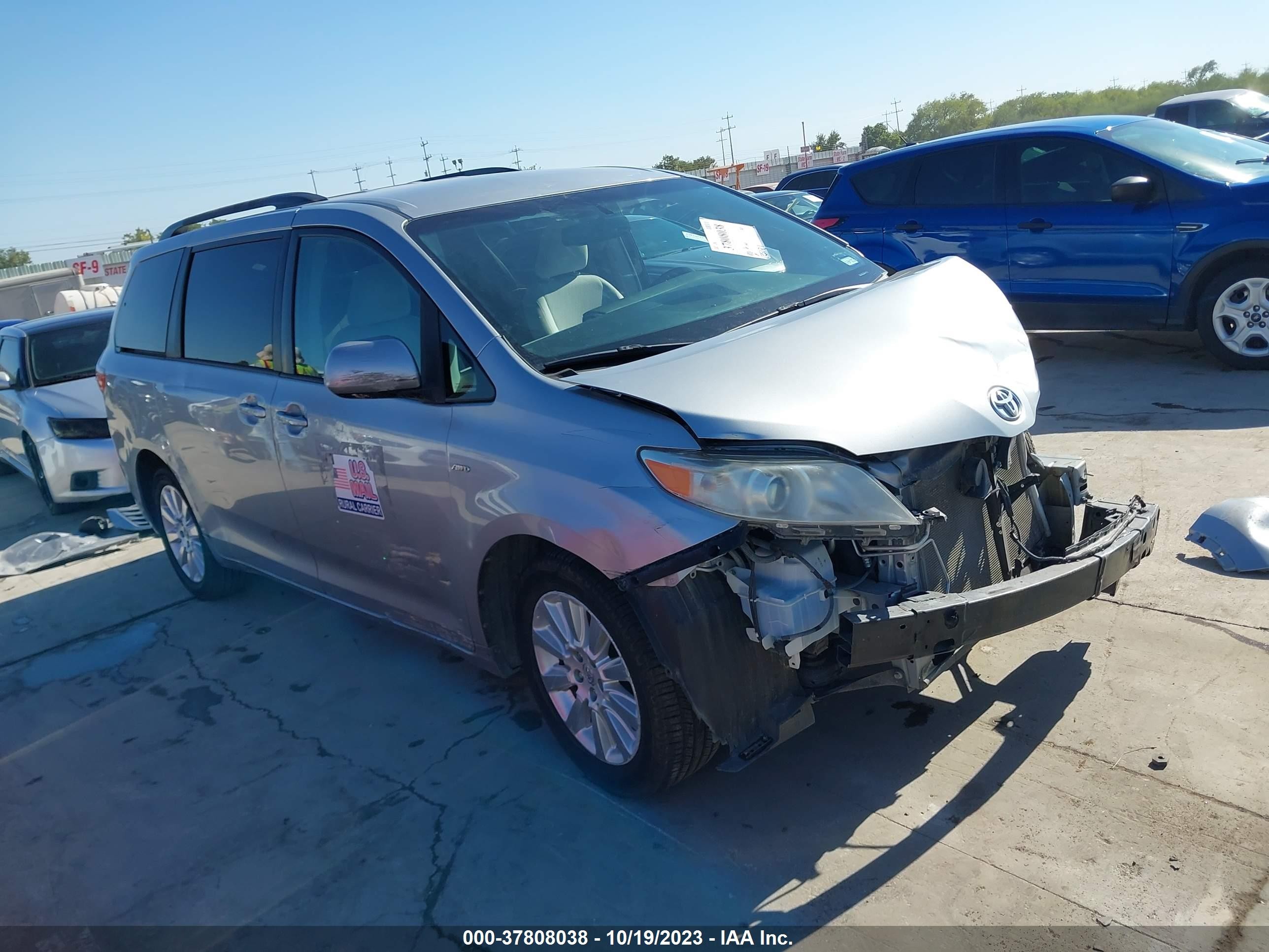 TOYOTA SIENNA 2016 5tdjk3dc1gs130008