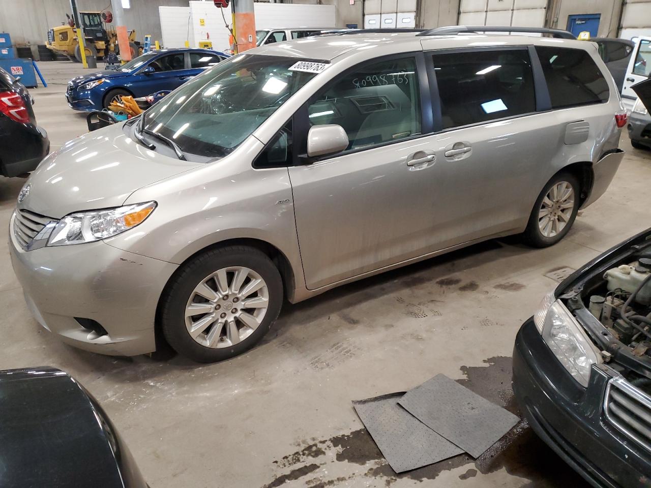 TOYOTA SIENNA 2016 5tdjk3dc2gs140742