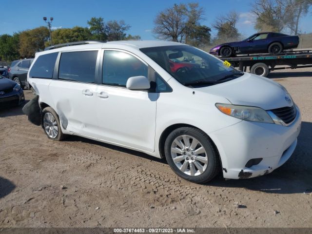 TOYOTA SIENNA 2011 5tdjk3dc3bs014236