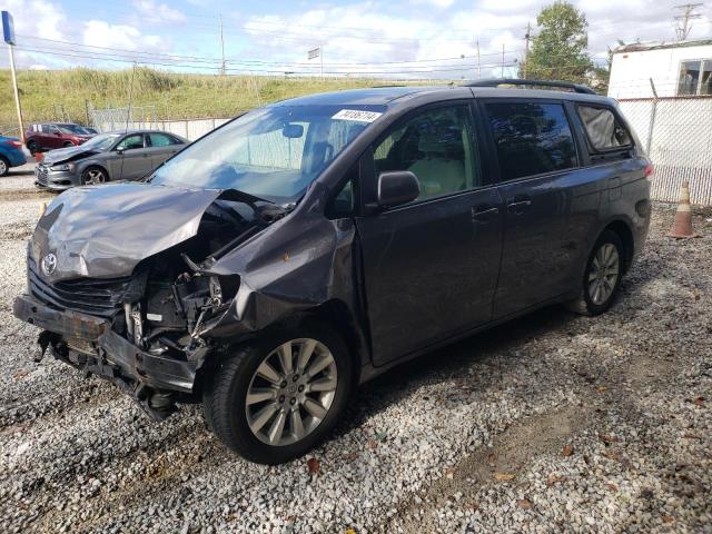 TOYOTA SIENNA LE 2013 5tdjk3dc3ds070955