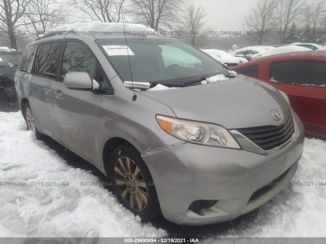 TOYOTA SIENNA 2011 5tdjk3dc4bs019672