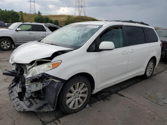 TOYOTA SIENNA LE 2013 5tdjk3dc4ds063058