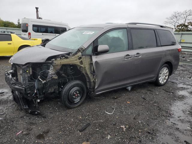 TOYOTA SIENNA LE 2016 5tdjk3dc5gs138063