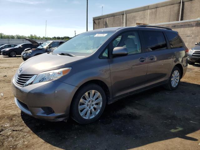 TOYOTA SIENNA LE 2014 5tdjk3dc6es093535