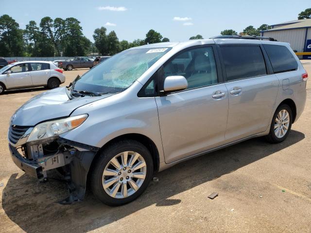 TOYOTA SIENNA LE 2011 5tdjk3dc7bs011906