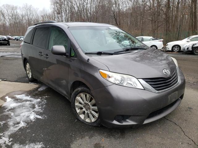 TOYOTA SIENNA LE 2011 5tdjk3dc8bs007945