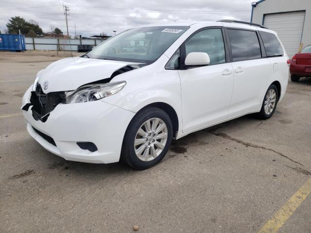 TOYOTA SIENNA LE 2013 5tdjk3dc8ds055030