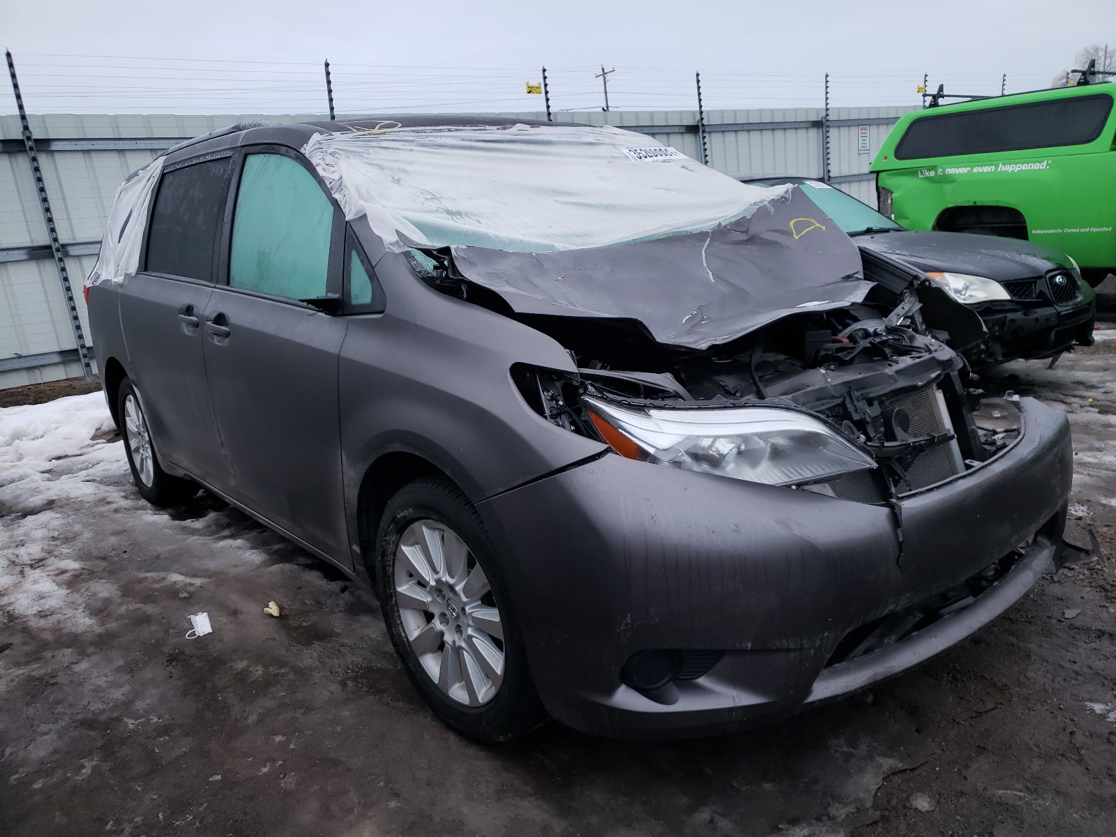 TOYOTA SIENNA LE 2015 5tdjk3dc8fs123409