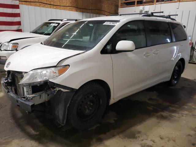 TOYOTA SIENNA LE 2014 5tdjk3dc9es080214