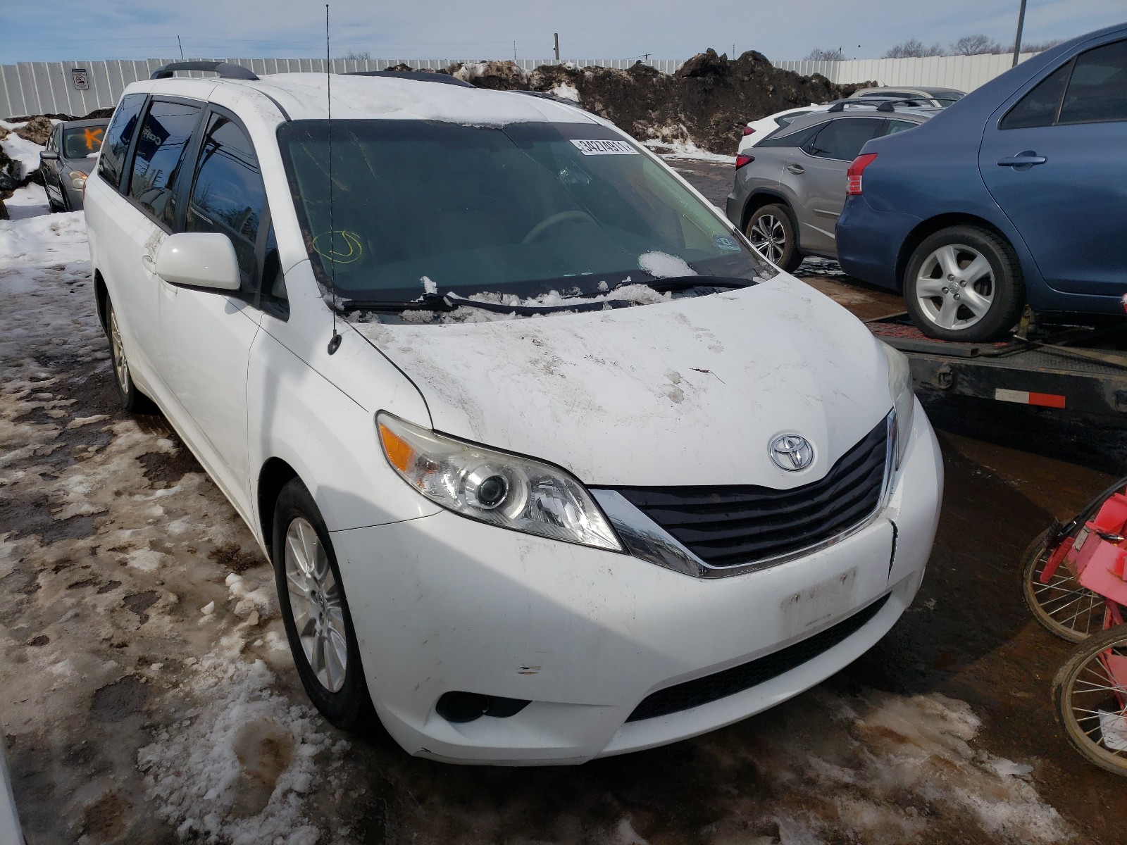 TOYOTA SIENNA LE 2012 5tdjk3dcxcs033349