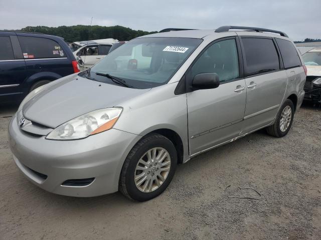 TOYOTA SIENNA LE 2010 5tdjk4cc9as028678