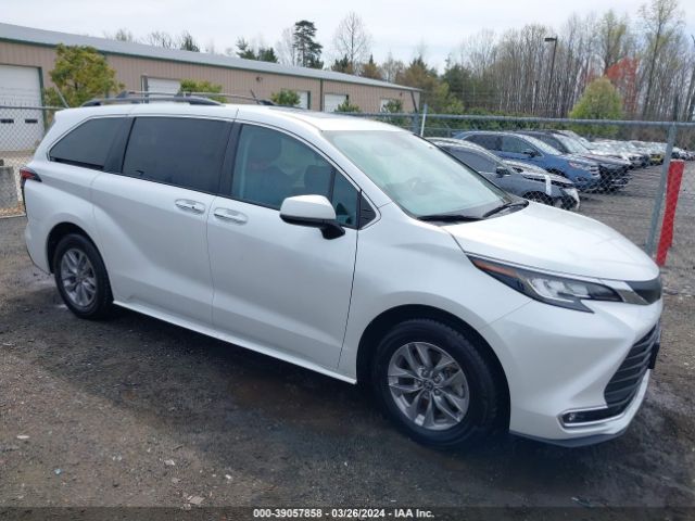 TOYOTA SIENNA 2022 5tdjrkec2ns084870