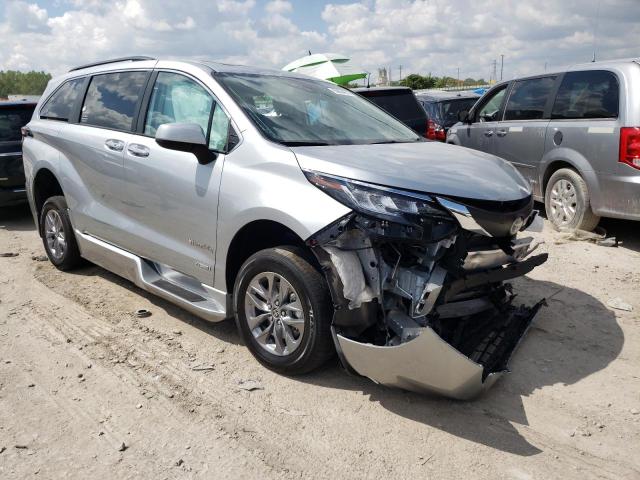 TOYOTA SIENNA XLE 2021 5tdjrkec3ms031061