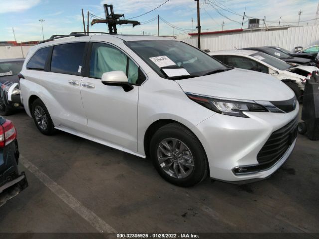 TOYOTA SIENNA 2022 5tdjrkec3ns089513