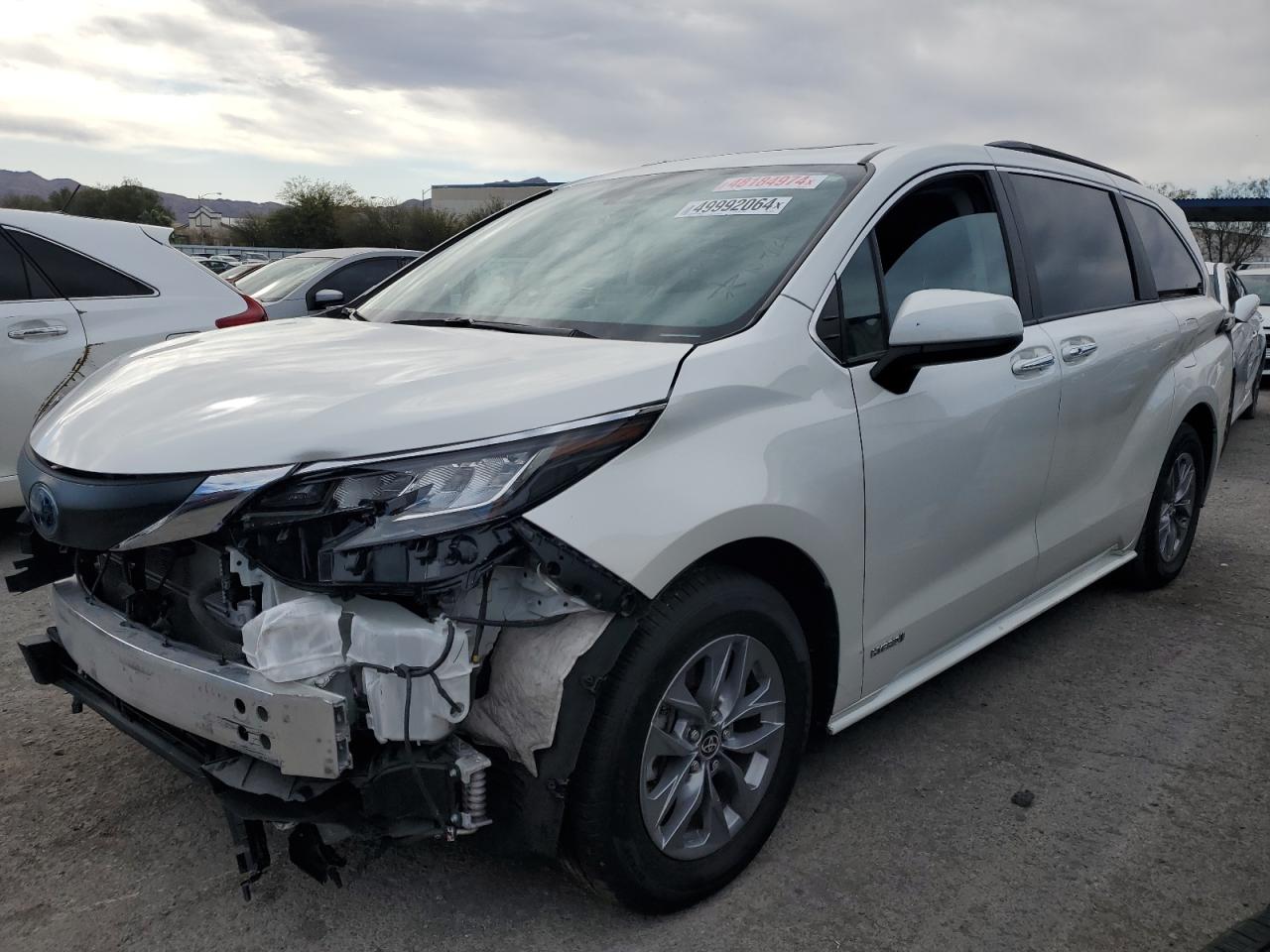 TOYOTA SIENNA 2021 5tdjrkec4ms008615