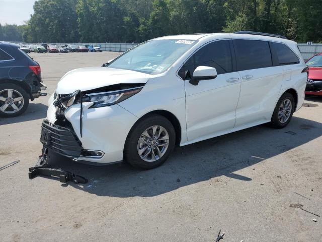 TOYOTA SIENNA XLE 2022 5tdjrkec4ns136421