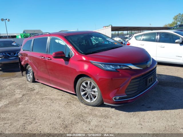 TOYOTA SIENNA XLE 2022 5tdjrkec6ns095189