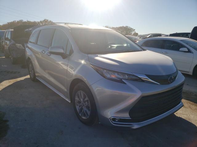 TOYOTA SIENNA XLE 2021 5tdjrkec7ms070834