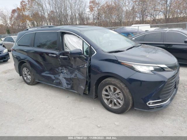 TOYOTA SIENNA 2023 5tdjskfc3ps082826