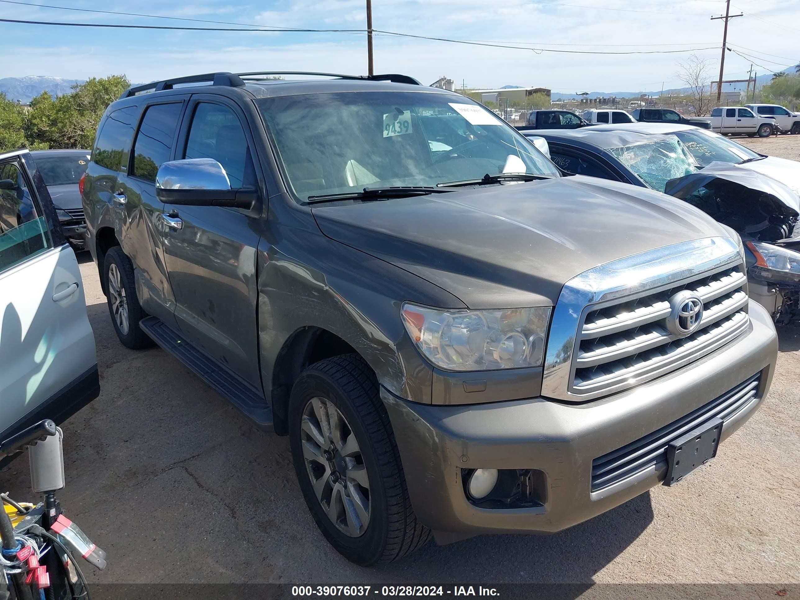 TOYOTA SEQUOIA 2010 5tdjy5g11as025156