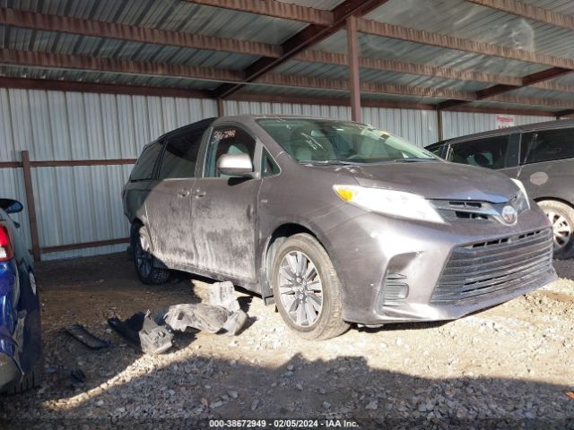 TOYOTA SIENNA 2018 5tdjz3dc1js190440