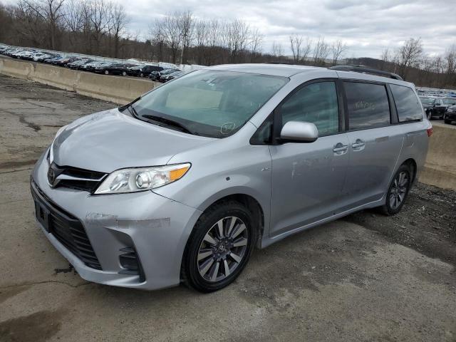 TOYOTA SIENNA LE 2018 5tdjz3dc2js200649