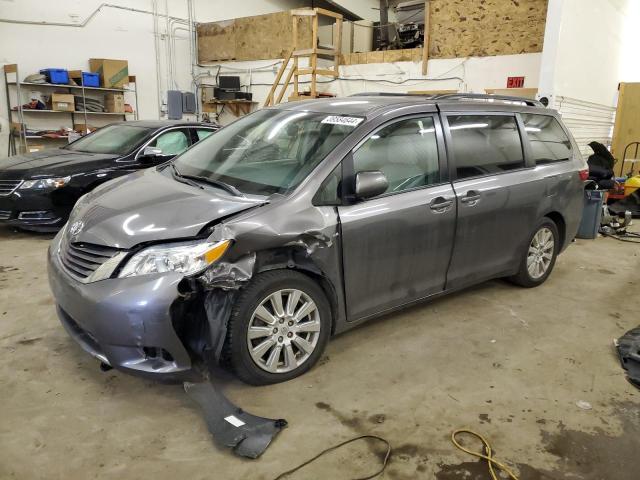 TOYOTA SIENNA LE 2017 5tdjz3dc5hs148783