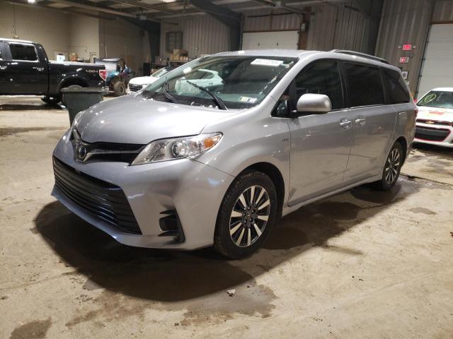 TOYOTA SIENNA LE 2018 5tdjz3dc6js204753