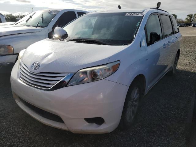 TOYOTA SIENNA LE 2017 5tdjz3dc9hs171564