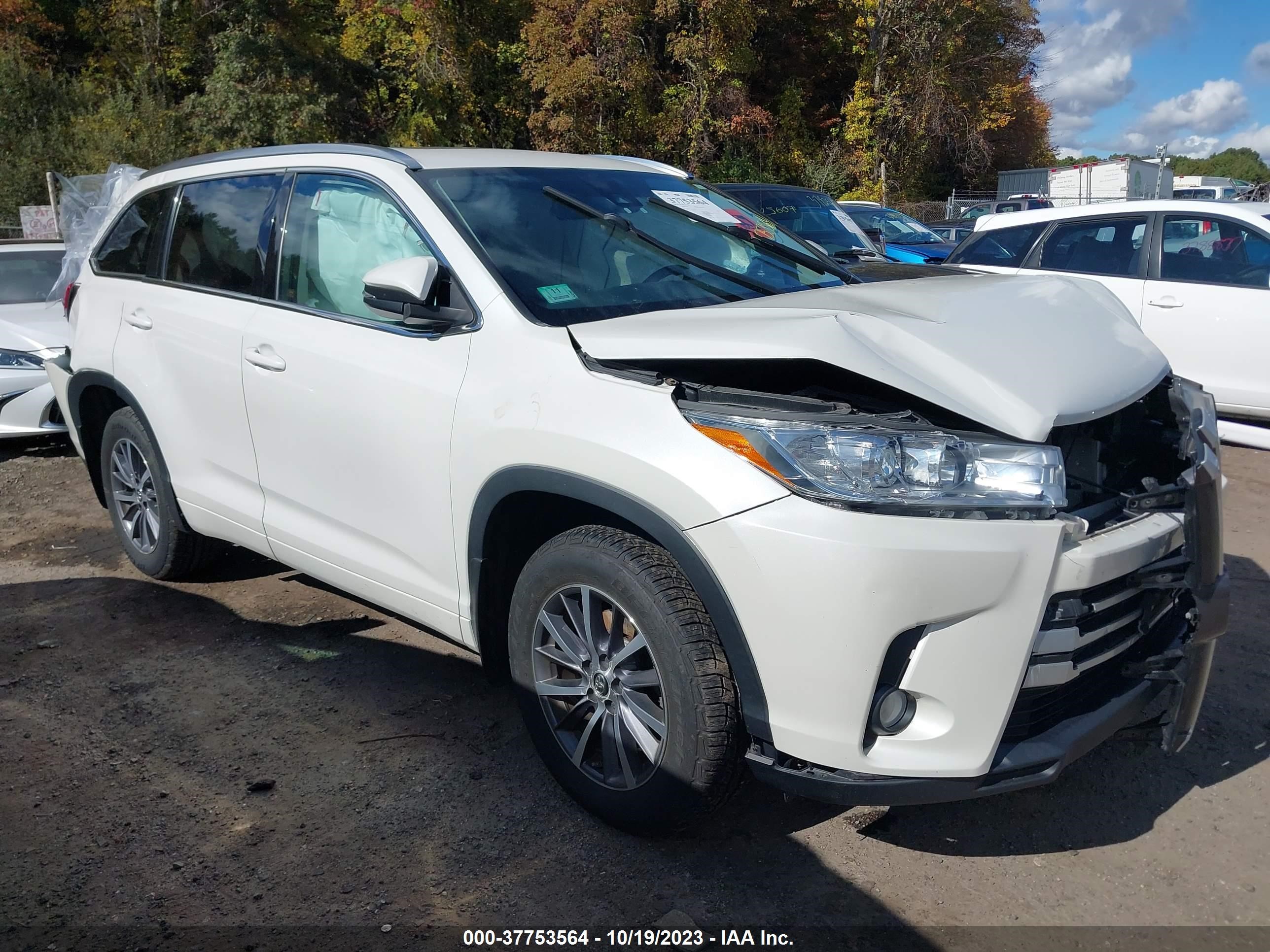 TOYOTA HIGHLANDER 2018 5tdjzrfh1js816774