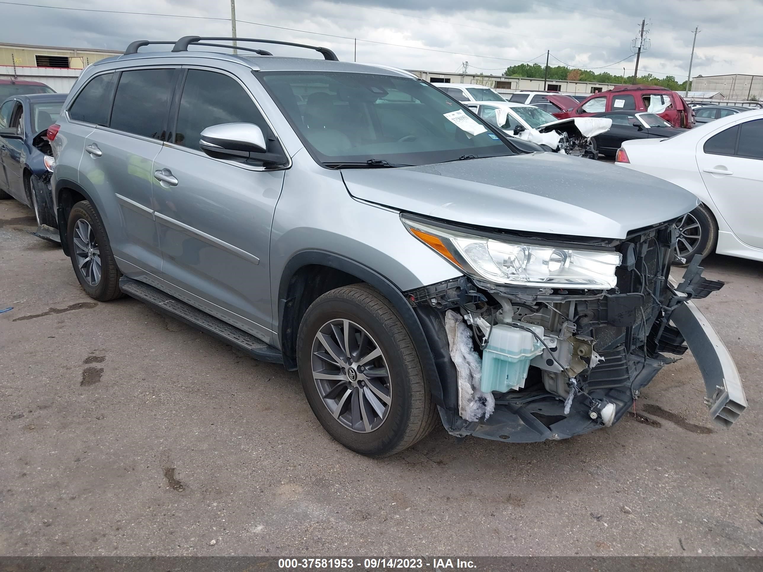 TOYOTA HIGHLANDER 2017 5tdjzrfh5hs471162