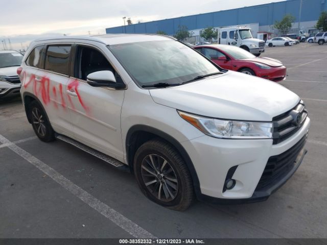 TOYOTA HIGHLANDER 2017 5tdjzrfh7hs515596