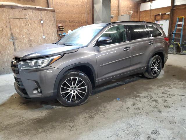 TOYOTA HIGHLANDER 2018 5tdjzrfh8js817436