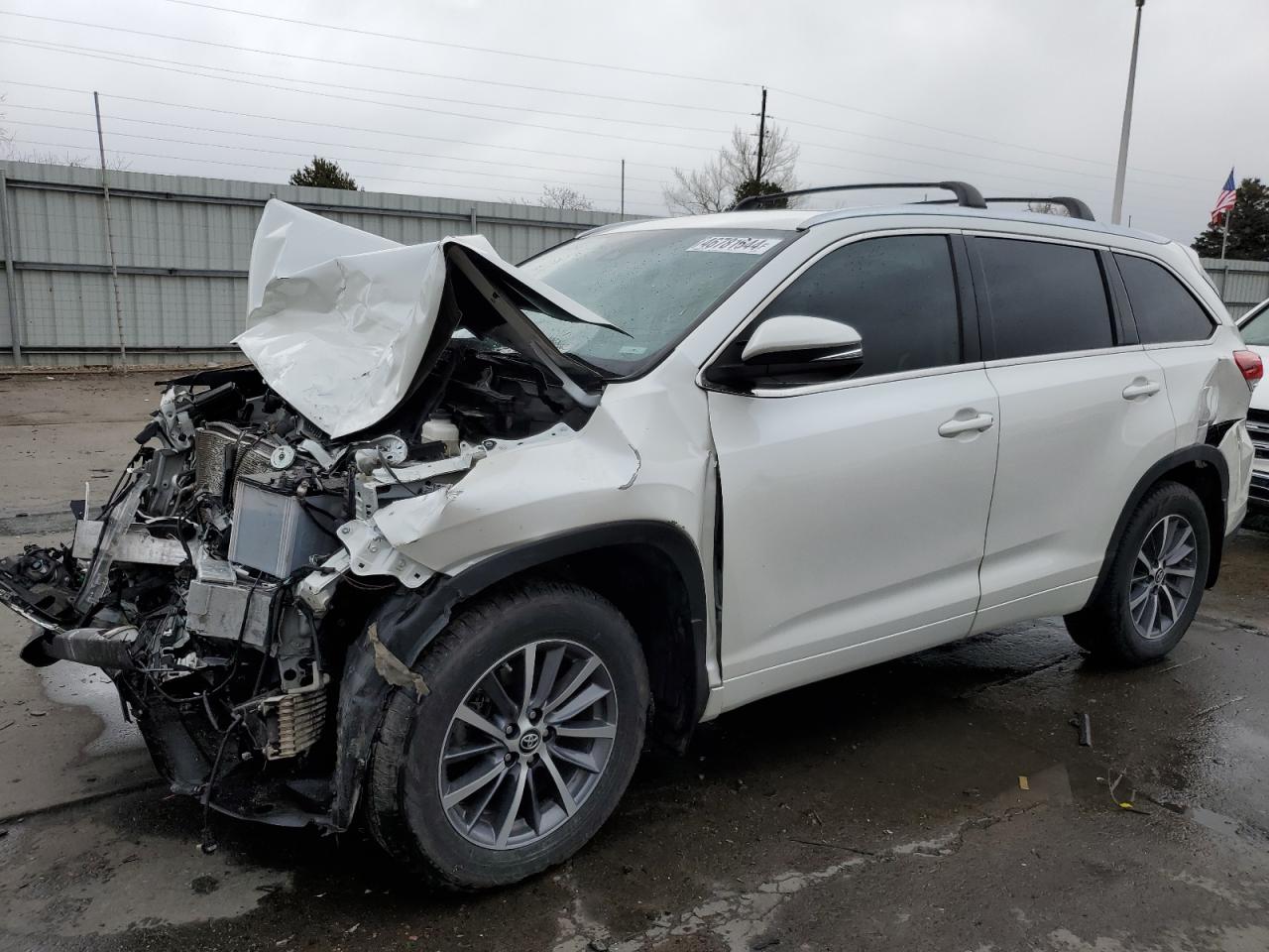 TOYOTA HIGHLANDER 2018 5tdjzrfh9js891061